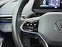 Volkswagen ID.4 82kWh 204PK 90%SOH Trekhaak Adap.Cruise Stoelverwarming Apple Carplay Android Auto Navi Ecc Pdc Privacy Glas Led Isofix DAB Bluetooth All Seasonbanden Voorruitverwarming Wifi 1.000KG Trekgewicht 1e Eigenaar Origineel Nederlandse Auto