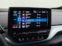 Volkswagen ID.4 82kWh 204PK 90%SOH Trekhaak Adap.Cruise Stoelverwarming Apple Carplay Android Auto Navi Ecc Pdc Privacy Glas Led Isofix DAB Bluetooth All Seasonbanden Voorruitverwarming Wifi 1.000KG Trekgewicht 1e Eigenaar Origineel Nederlandse Auto