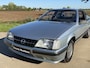 Opel Monza 2.5i, SCHUIFDAK, VELOURS BEKLEDING