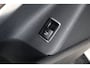 Mercedes-Benz CLA 180 AMG OrangeArt Edition/ 18'' LMV/ Open-Pano-Dak!/ Keyless-GO/ Half-Leder - Alcantara/ Bi-Xenon/ Stoelverw./ PDC V+A/ Zwarte-Hemel/ Sportstuur/ Extra getint glas.