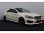 Mercedes-Benz CLA 180 AMG OrangeArt Edition/ 18'' LMV/ Open-Pano-Dak!/ Keyless-GO/ Half-Leder - Alcantara/ Bi-Xenon/ Stoelverw./ PDC V+A/ Zwarte-Hemel/ Sportstuur/ Extra getint glas.
