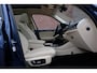 BMW X3 xDrive20i 184pk Aut. High Executive - Panoramadak - Adaptive cruise - Apple CarPlay - LED koplampen - Climate control - Parkeersensoren - Keyless Entry - Trekhaak