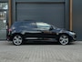 Volkswagen Golf 1.6 TDI Highline Business R Pano, Leder, ACC etc!