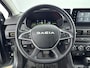 Dacia Jogger 1.6 Hybrid 140 EXTREME 5 PERSOONS | CLIMA | CRUISE | NAVI | 16'' ZWART GELAKTE LM VELGEN | STOELVERWARMING | APPLE CARPLAY & ANDROID AUTO | HYBRID | AUTOMAAT |