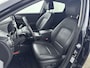 Hyundai Kona Electric EV LIMITED 64 kWh | LEDER | WARMTEPOMP | DODEHOEK DETECTIE | 3 FASEN | CAMERA | CLIMA | CRUISE ADAPT. | NAVI | PRIVACY GLASS | DAKRAILING | APPLE CAR PLAY & ADROID AUTO |