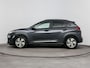 Hyundai Kona Electric EV LIMITED 64 kWh | LEDER | WARMTEPOMP | DODEHOEK DETECTIE | 3 FASEN | CAMERA | CLIMA | CRUISE ADAPT. | NAVI | PRIVACY GLASS | DAKRAILING | APPLE CAR PLAY & ADROID AUTO |
