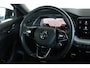 Skoda Octavia Combi 1.5 e-TSI Sport Business Carplay | Stoelverw. | Cruise | LED | Sportstoelen | Sfeerverl. | 18" LMV | PDC V+A