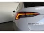 Skoda Octavia Combi 1.5 e-TSI Sport Business Carplay | Stoelverw. | Cruise | LED | Sportstoelen | Sfeerverl. | 18" LMV | PDC V+A
