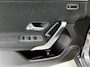 Mercedes-Benz A-klasse 180 Business Solution AMG | Nightpakket | Antidiefstalpakket URBAN GUARD PLUS | Panoramaschuifdak | Multibeam LED | Smartphone-integratie | Stoelverwarming voor |