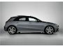 Mercedes-Benz A-klasse 180 Business Solution AMG | Nightpakket | Antidiefstalpakket URBAN GUARD PLUS | Panoramaschuifdak | Multibeam LED | Smartphone-integratie | Stoelverwarming voor |