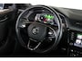 Skoda Superb Combi 1.5 TSI ACT Sportline Business Steel Grey | Trekhaak | Camera | Keyless | Adapt. Cruise | Virtual Cockpit | Carplay | Stoel/Stuurverw. | 18" LMV | PDC V+A