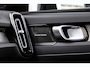 Volvo EC40 Single Motor Extended Range Ultra Europa Black Editon | Google | Long Range | Adaptieve Cruise Control | Panoramadak | Harman Kardon Audio | Warmtepomp | 360 Camera | Getint Glas | Zitverlenging | Stuur-/Stoelverwarming Voor + Achter | DAB | LED Koplampen | Sfeerverlichting | Dodehoekdetectie | 22" LM | SOH 100%