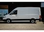 Volkswagen Crafter 35 2.0 TDI L3H3 Highline | Trekhaak | 3-zit | Airco | Cruise control | Elektr. pack | PDC | Org. NL! |