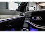 BMW 3-Serie Touring 330e High Executive | M Sport | Alcantara Spotstoelen | Stuurwielverwarming