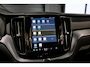 Volvo XC60 2.0 T6 Plug-in hybrid AWD Ultimate Black Edition Nieuw | R Design