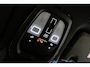 Volvo XC60 2.0 T6 Plug-in hybrid AWD Ultimate Black Edition Nieuw | R Design