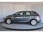 Opel Astra 1.4 Turbo Cosmo, PDC, Navi, Trekhaak