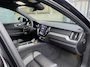 Volvo XC60 2.0 T8 Plug-in-hybrid AWD Polestar Engineered pano stoel + stuurverwarming 22 inch