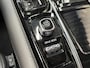 Volvo V60 2.0 T6 RECHARGE AWD INSCRIPTION 91% SOH LEDER NAVIGATIE ADAPTIVE CRUISE CONTROL PANORAMA SCHUIF/KANTELDAK APPLE CARPLAY/ANDROID KEYLESS GO RIJSTROOKSENSOREN TREKHAAK ZEER MOOI !!