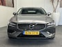 Volvo V60 2.0 T6 RECHARGE AWD INSCRIPTION 91% SOH LEDER NAVIGATIE ADAPTIVE CRUISE CONTROL PANORAMA SCHUIF/KANTELDAK APPLE CARPLAY/ANDROID KEYLESS GO RIJSTROOKSENSOREN TREKHAAK ZEER MOOI !!