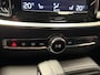 Volvo V60 2.0 T6 RECHARGE AWD INSCRIPTION 91% SOH LEDER NAVIGATIE ADAPTIVE CRUISE CONTROL PANORAMA SCHUIF/KANTELDAK APPLE CARPLAY/ANDROID KEYLESS GO RIJSTROOKSENSOREN TREKHAAK ZEER MOOI !!