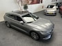 Volvo V60 2.0 T6 RECHARGE AWD INSCRIPTION 91% SOH LEDER NAVIGATIE ADAPTIVE CRUISE CONTROL PANORAMA SCHUIF/KANTELDAK APPLE CARPLAY/ANDROID KEYLESS GO RIJSTROOKSENSOREN TREKHAAK ZEER MOOI !!