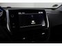 Peugeot 2008 1.2T Aut ALLURE CAMERA | CARPLAY | TREKHAAK | CLIMA | CRUISE | PDC | LMV 17''