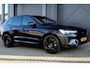 Volvo XC60 2.0 T6 Plug-in hybrid AWD Ultra Black Edition, Facelift, 360°, Trekhaak, Harman Kardon, Sportstoelen