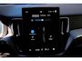 Volvo XC60 2.0 T6 Plug-in hybrid AWD Ultra Black Edition, Facelift, 360°, Trekhaak, Harman Kardon, Sportstoelen