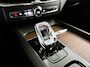 Volvo XC60 T8 Plug-in hybrid AWD R-Design | Panoramadak | 360° camera | Bowers & Wilkins | Luchtvering | Stoelventilatie | Stoel- en stuurverwarming | Trekhaak