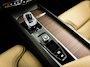 Volvo XC60 T8 Plug-in hybrid AWD R-Design | Panoramadak | 360° camera | Bowers & Wilkins | Luchtvering | Stoelventilatie | Stoel- en stuurverwarming | Trekhaak