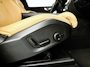 Volvo XC60 T8 Plug-in hybrid AWD R-Design | Panoramadak | 360° camera | Bowers & Wilkins | Luchtvering | Stoelventilatie | Stoel- en stuurverwarming | Trekhaak