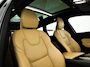 Volvo XC60 T8 Plug-in hybrid AWD R-Design | Panoramadak | 360° camera | Bowers & Wilkins | Luchtvering | Stoelventilatie | Stoel- en stuurverwarming | Trekhaak