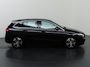 Mercedes-Benz B-klasse 180 Business Solution Luxury Line | Achteruitrijcamera | Panoramaschuifdak | Trekhaak | MULTIBEAM LED |