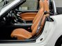 Fiat 124 Spider 1.4 MultiAir Turbo Lusso Pearl white / Cognac leather / Many extra's / ONLY 27983KM!