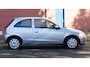 Opel Corsa 1.2-16V Silverline airco. nieuwe apk. stuurbekrachteging.