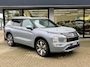 Mitsubishi Outlander 2.4 PHEV Instyle NIEUW UIT VOORRAAD LEVERBAAR | Climate control voor- en achter | Adaptieve Cruise Control | Apple CarPlay & Android Auto | Elektrisch verstelbare bestuurderstoel met geheugen | Parkeersensoren voor- en achter | Stoelverwarming voor- en achter | Elektrisch glazen panoramadak | 8 jaar fabrieksgarantie