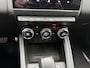 Renault Clio 1.6 E-Tech Hybrid 140 R.S. Line LED / CAMERA'S / HALF LEDER / SPORTSTOELEN /