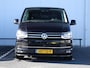 Volkswagen Transporter Multivan 2.0 TDI 199PK L2 Dubbele cabine | Climatronic | ACC | Navigatie | Leer - Alcantara | Elektrisch bedienbare schuifdeur | 20 inch Lm velgen | LED | Trekhaak |