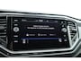 Volkswagen T-Roc 1.5 TSI R-Line | Rijklaar! | Navi | CarPlay | Stoelverw. | Dodehoek. | Camera | PDC V+A | 18"