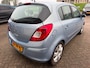 Opel Corsa 1.4-16V Cosmo in 5drs met ingebouwde fietsendrager en airco