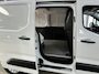 Toyota PROACE CITY Electric Challenger Long (L2) 50 kWh 136pk | 3pers. | Laadvloer | 3-fase(11kw) | Multimediascherm groot |