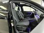 Volkswagen T-Roc 1.5 eTsi R-Line First Edition | Trekhaak | Pano | Black-style | Licht-pakket (IQ.Light)