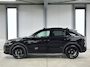 Volkswagen T-Roc 1.5 eTsi R-Line First Edition | Trekhaak | Pano | Black-style | Licht-pakket (IQ.Light)