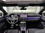 Volkswagen T-Roc 1.5 eTsi R-Line First Edition | Trekhaak | Pano | Black-style | Licht-pakket (IQ.Light)