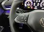Volkswagen T-Roc 1.5 eTsi R-Line First Edition | Trekhaak | Pano | Black-style | Licht-pakket (IQ.Light)