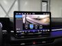 Volkswagen T-Roc 1.5 eTsi R-Line First Edition | Trekhaak | Pano | Black-style | Licht-pakket (IQ.Light)
