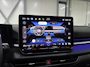 Volkswagen T-Roc 1.5 eTsi R-Line First Edition | Trekhaak | Pano | Black-style | Licht-pakket (IQ.Light)