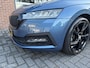 Skoda Octavia Combi 1.0 TSI Sport Business|Wegklapbare Trekhaak|18 inch|Zwarte Hemel|Sportstoelen|Sfeerverlichting.