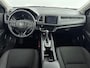 Honda HR-V 1.5 i-VTEC Elegance Aut. | 1e Eig. | Dealer Onderhouden | Navigatie | Parkeersensoren | Camera | Climate Control | Cruise Control | Facelift |